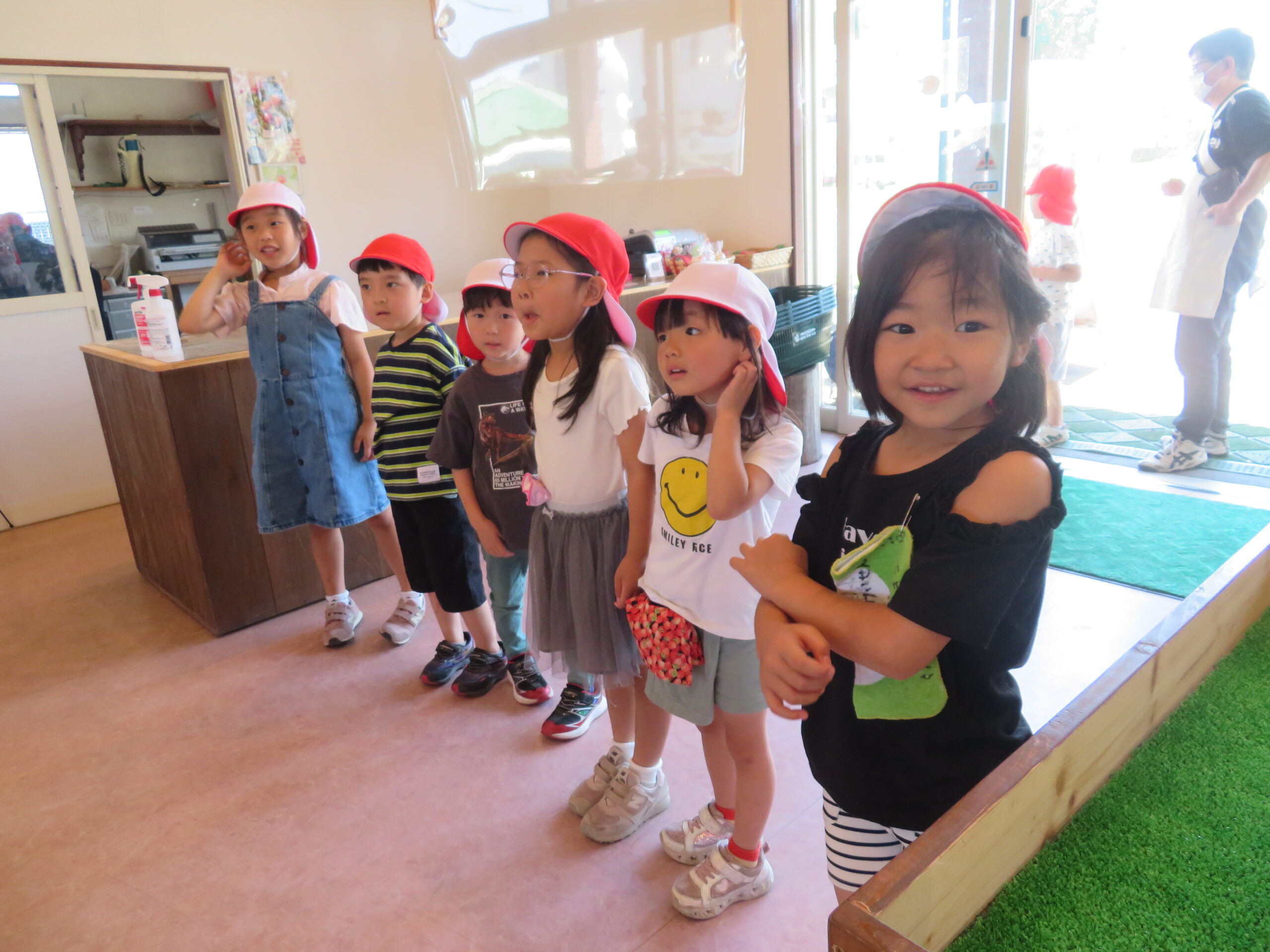 さくらんぼ狩り | 【公式】恵泉幼稚園 | 群馬県沼田市の認定こども園